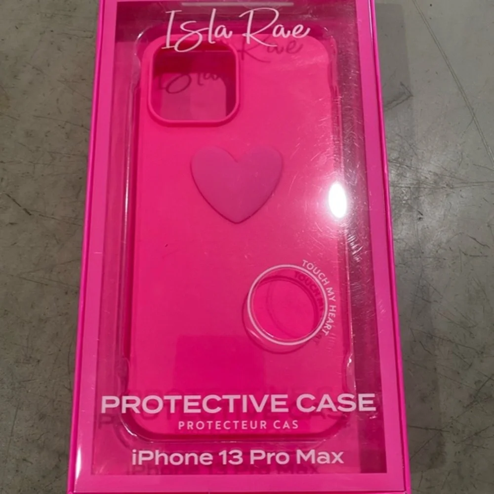 Amazing pink iPhone case by ISLA RAE🩷 heart, soft edges, triple drop tested...